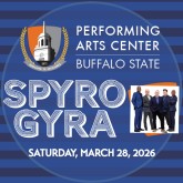 Photo of Spyro Gyra band members standing in a row