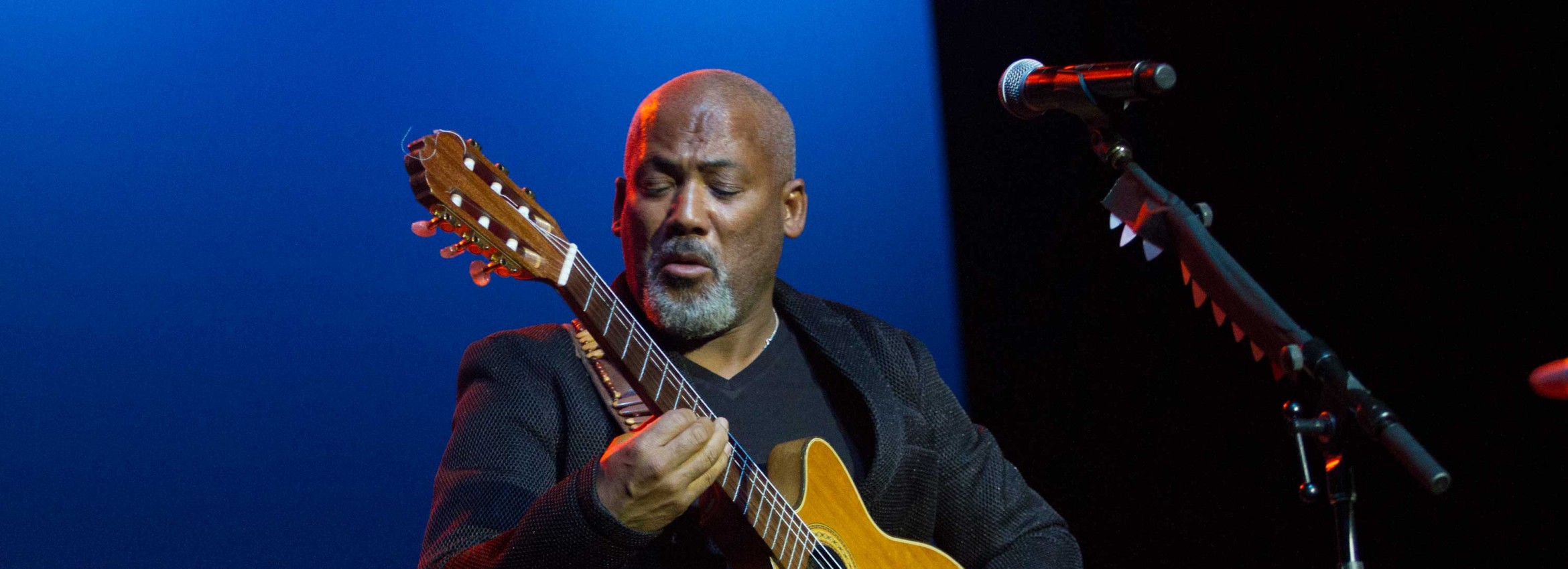 Jonathan Butler > Photo Gallery > About > Performing Arts Center